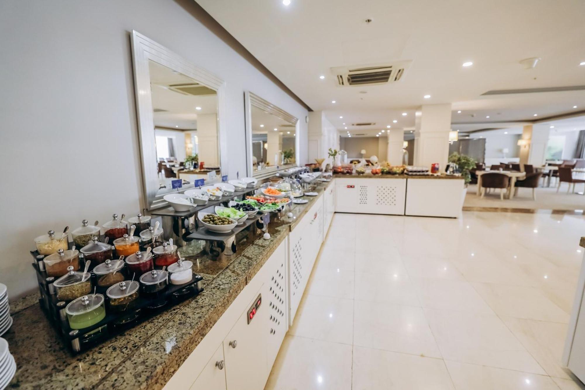 Qafqaz Sahil Hotel Baku Exterior photo